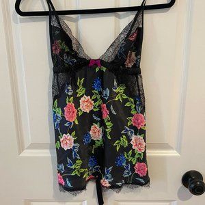 NWT Black‎ Floral Victoria's Secret Babydoll Lace Slip - Size Small